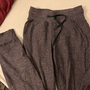 Lululemon Size 2 “Align” joggers! Worn once!